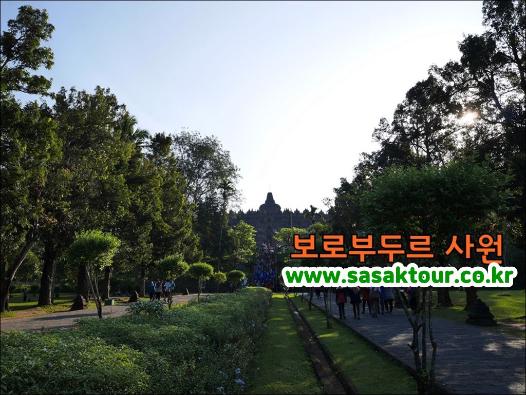 족자카르타 보로부두르사원037.jpg