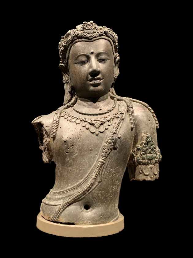 족자카르타 세우사원Avalokiteśvara).jpg