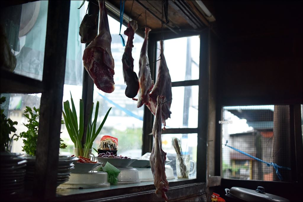 현지식 맛집 족자002.JPG