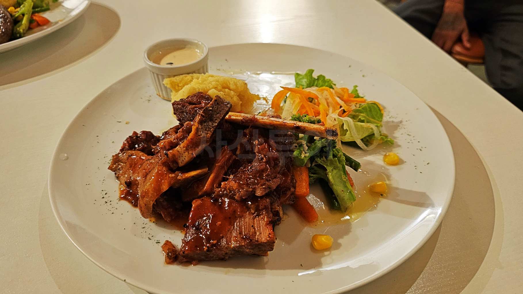 족자카르타 데이투어 맛집 깔루나 20250616_200132.jpg