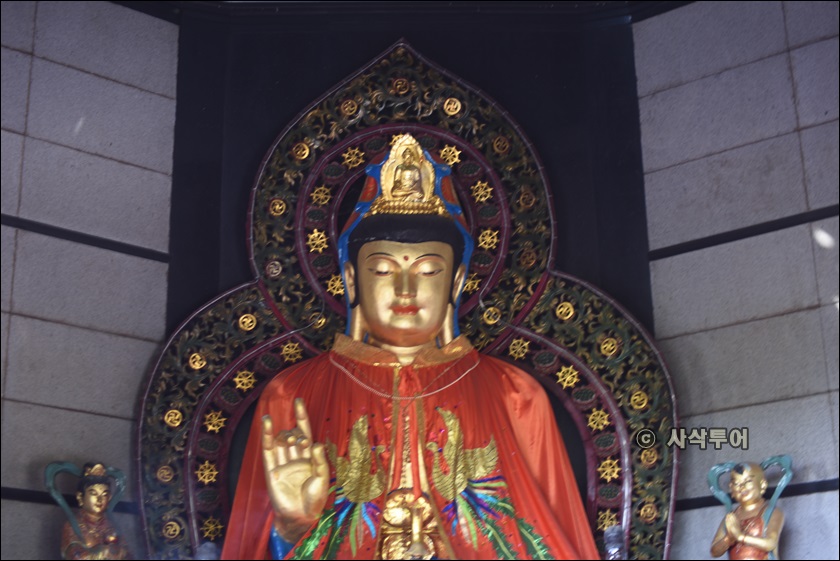 Avalokitesvara Buddhagaya Watugong Pagoda049.JPG