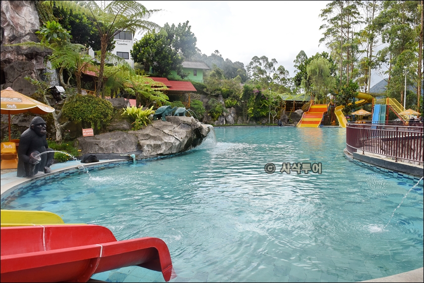 ciwidey050.JPG