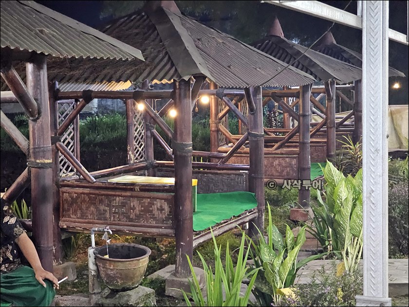 Pangestu RESTAURANT Pecoro009.jpg