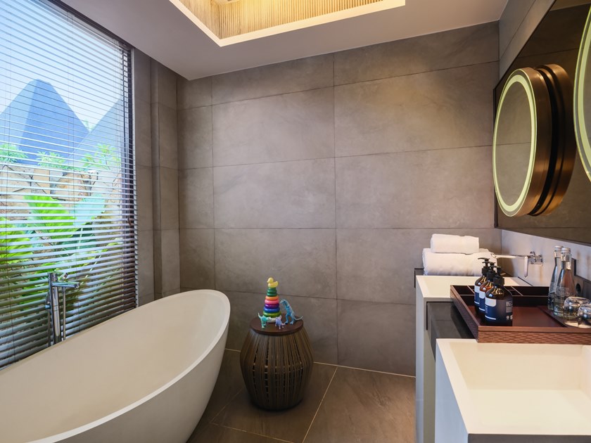 2BR BEACH VILLA 100D2195.jpg