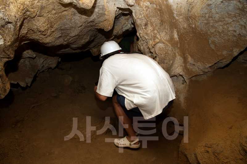 거울동굴 batu cerminDSC_6477.jpg