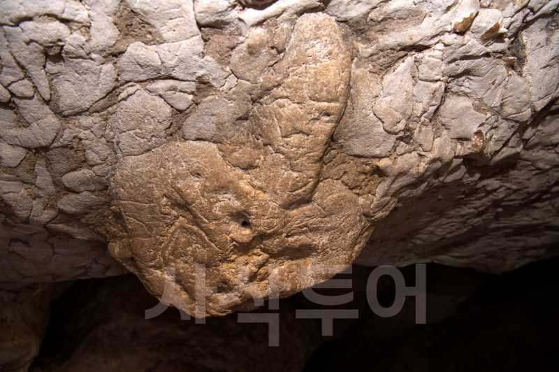 거울동굴 batu cerminDSC_6460.jpg