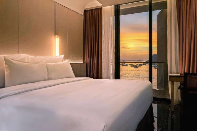The Signature Sea View2.jpg