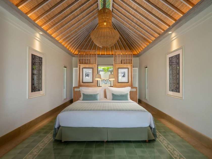 Rangko Beachfront Suite2.jpg