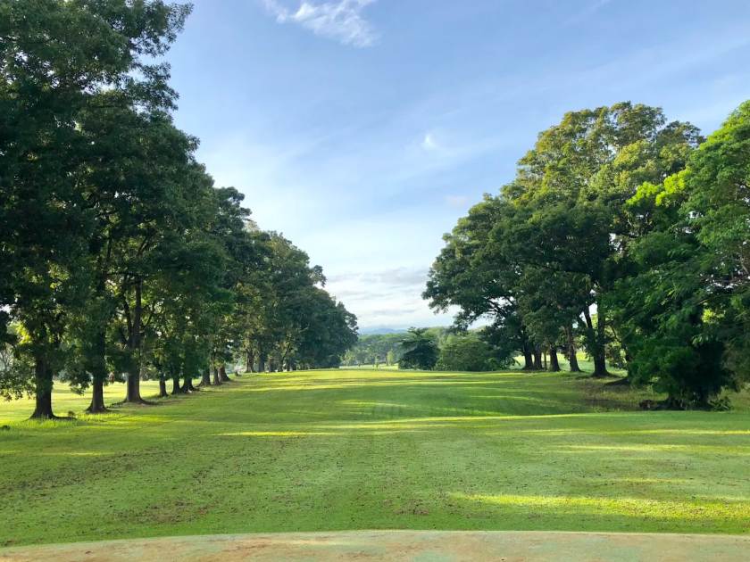 wenang golf.jpg