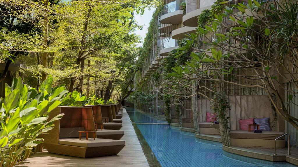 Impressive Lagoon Pool Suite4.jpg