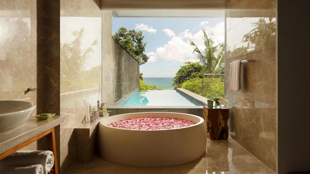 Heavently Ocean View Pool Suite3.jpg