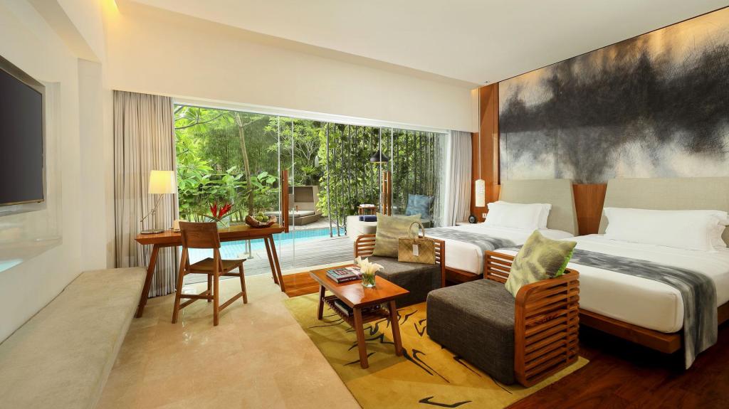 Impressive Lagoon Pool Suite3.jpg