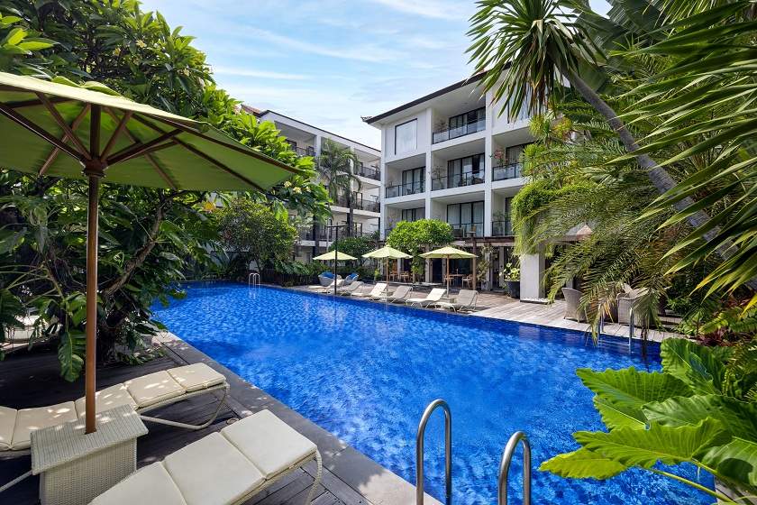 Swimming Pool 2.jpg