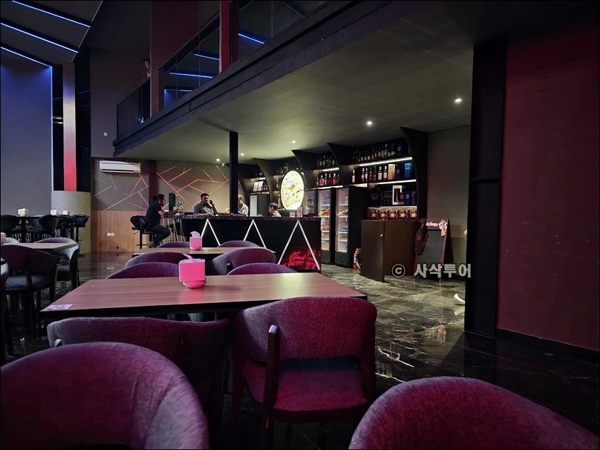 CAPO CLUB004.jpg