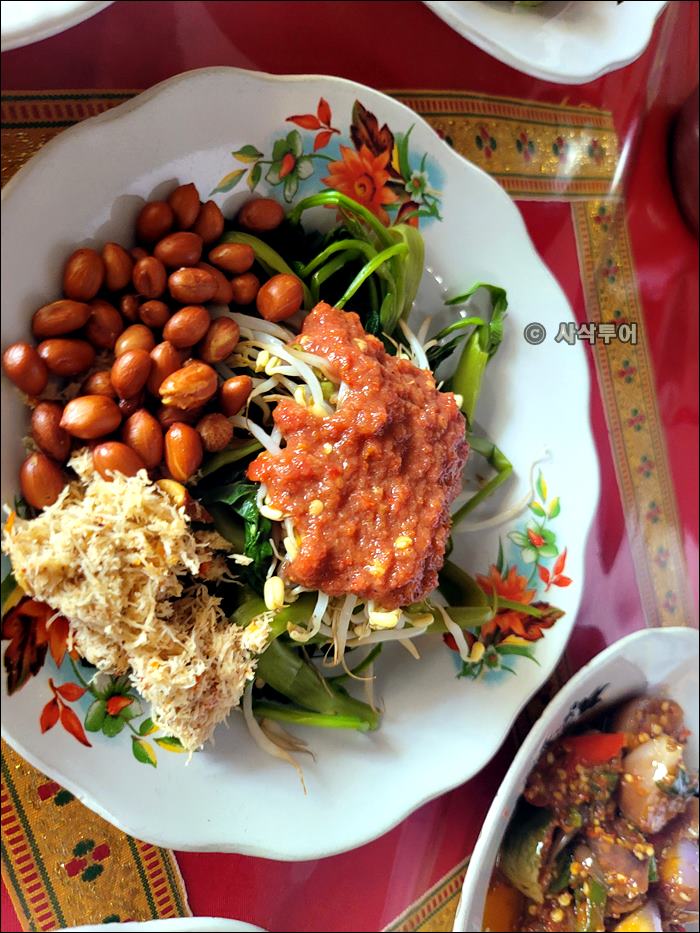 rumah makan022.jpg