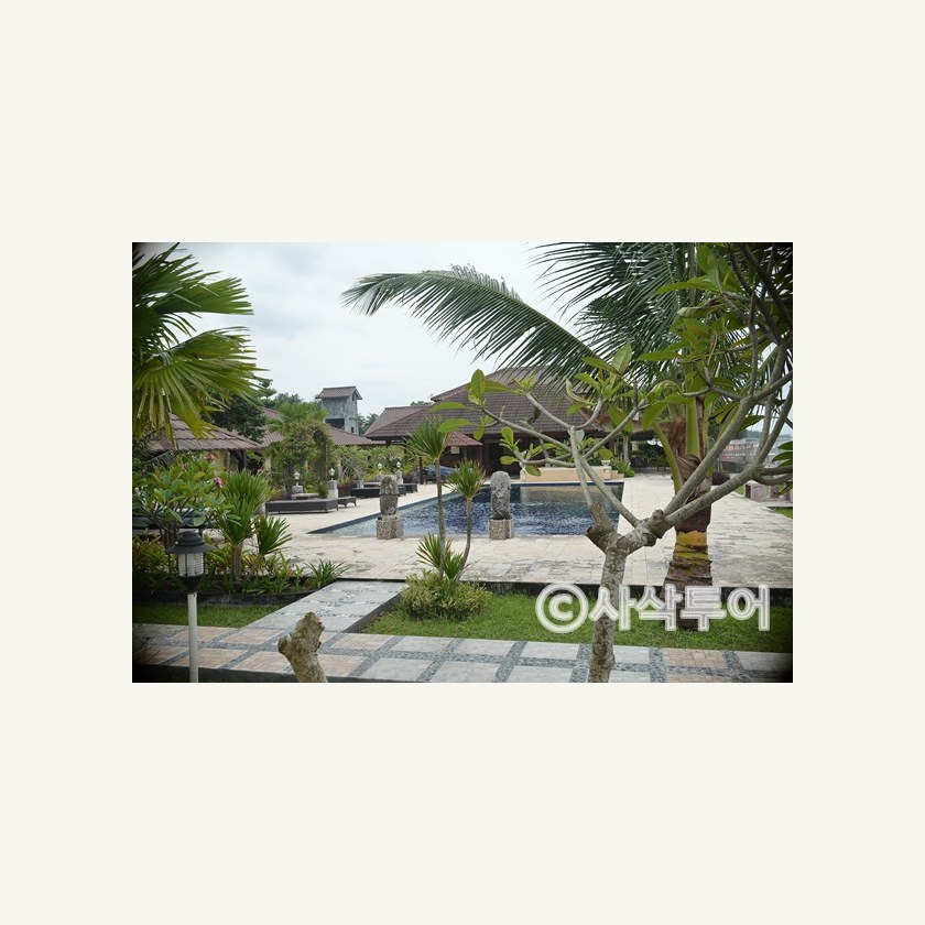 롬복 비치 빌라스 (Lombok Beach Villas)