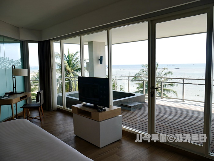 700P1000680.JPG