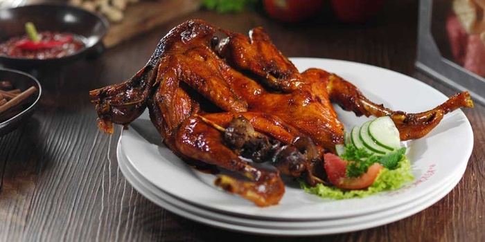 수라바야레스토랑Ayam_Bakar_1000x500.jpg