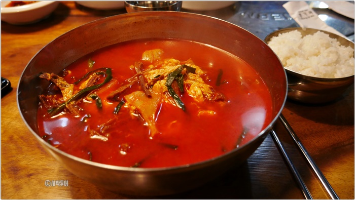 메단청기와2560P1090115.JPG
