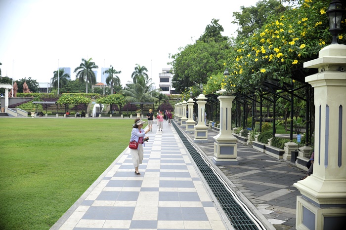 수라바야영웅기념탑_DSC5264.JPG