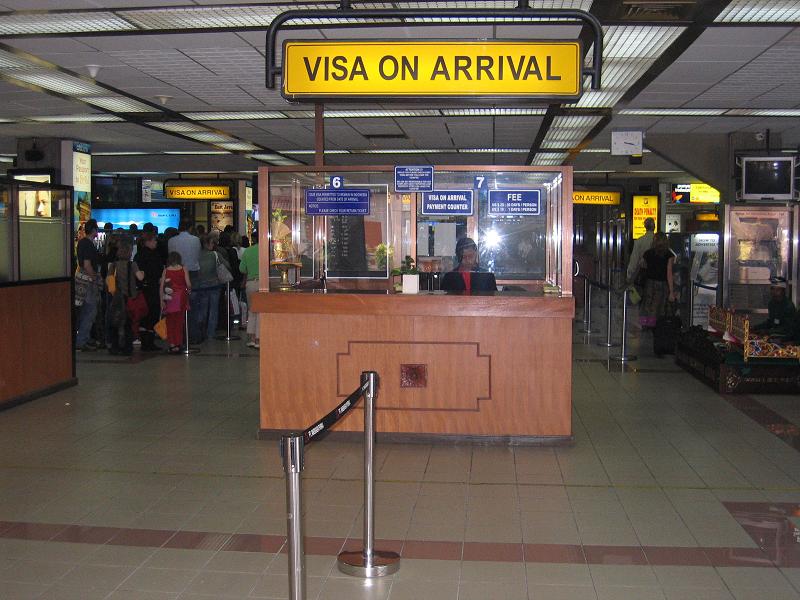 visa-on-arrival-counter-2.jpg